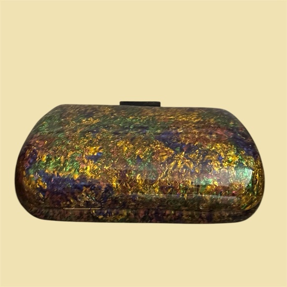 Circus by Sam Edelman Women’s Clutch with Gold Tone Chain Strap - Picture 10 of 13